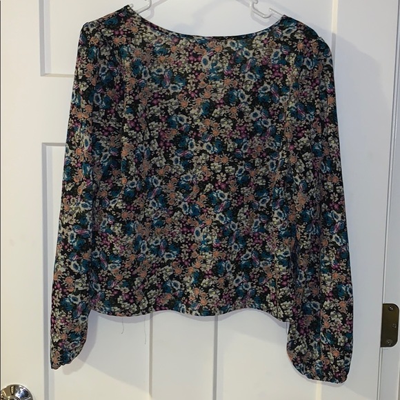 Blouse - Picture 2 of 2